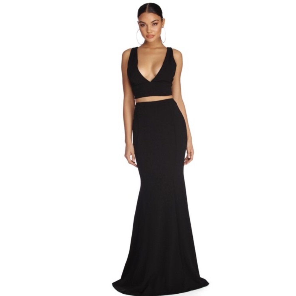 2 piece black crop top dress